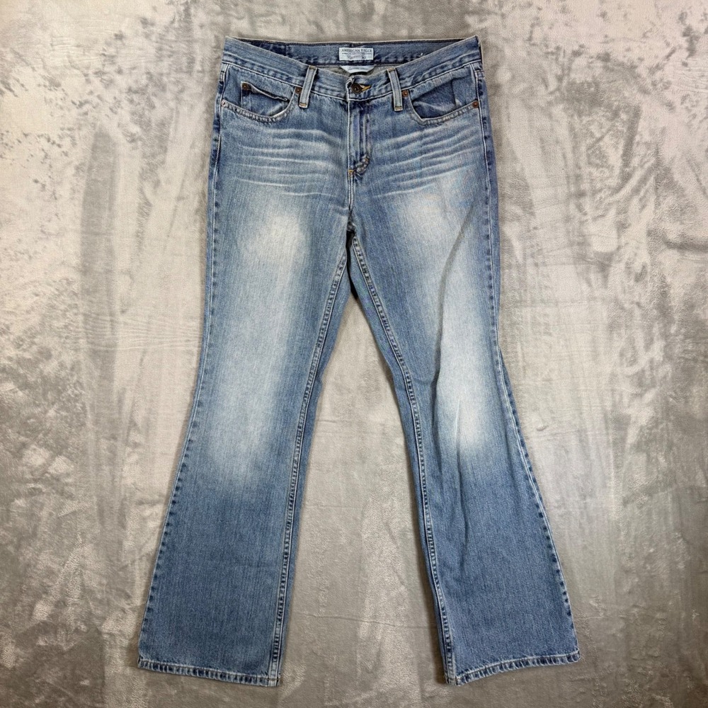 American Eagle Favorite Flare Jeans Women's Size 6 Reg Blue Faded Denim
